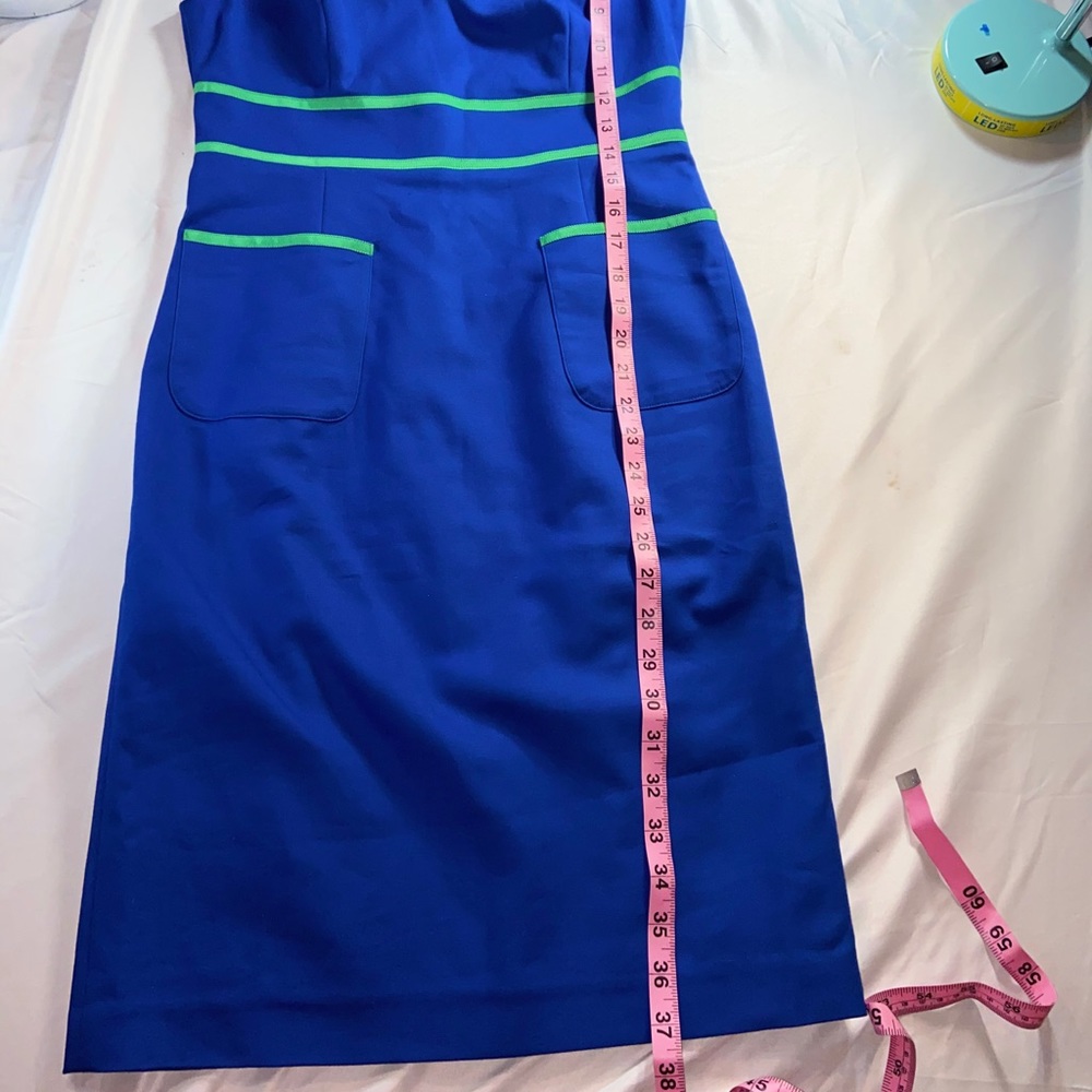 💙✨ Anne Klein Blue Sheath Dress w/ Green Trim – Size 2 💼💚 - Picture 10 of 12